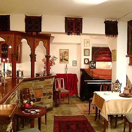 Glorious Peleys Castle מלון 5*